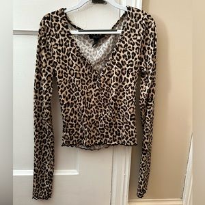 women’s long sleeve cheetah print shirt